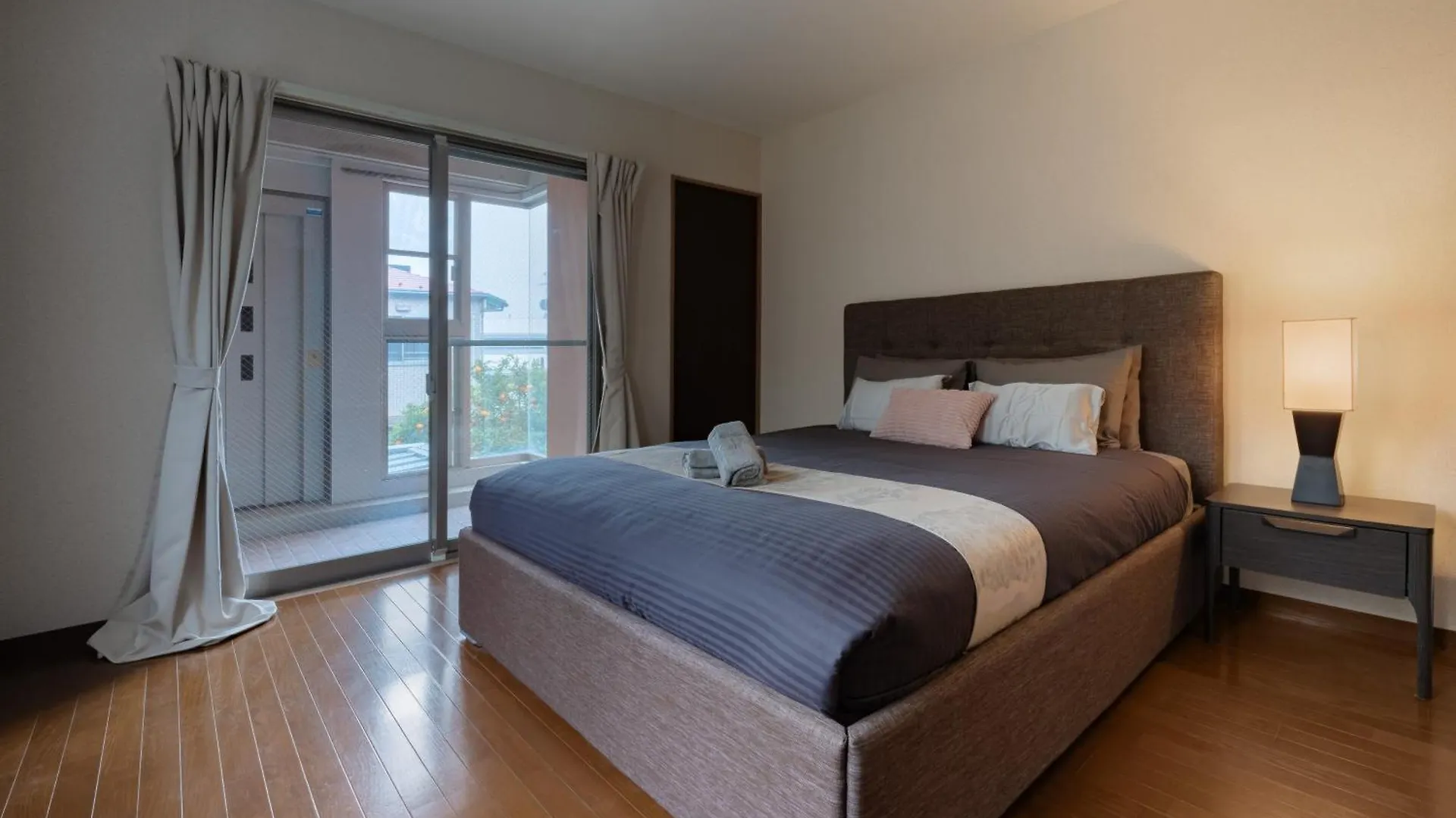 Mita Hillside Villa 4Br 3Bathrooms Tokyo 0*,  Japan